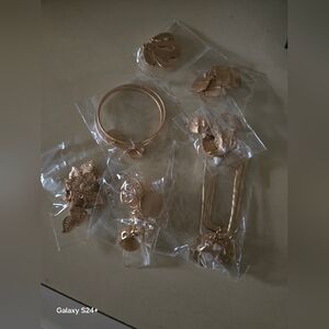 Chic Gold-Tone Jewelry Collection